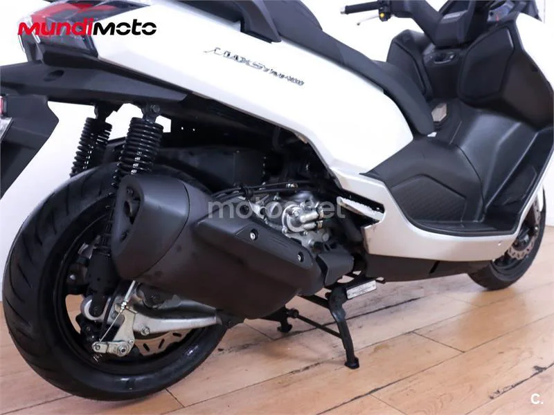 SYM Maxsym 400 – Vista 4