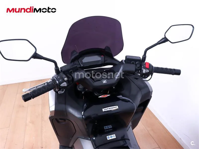 Honda Integra – Vista 11