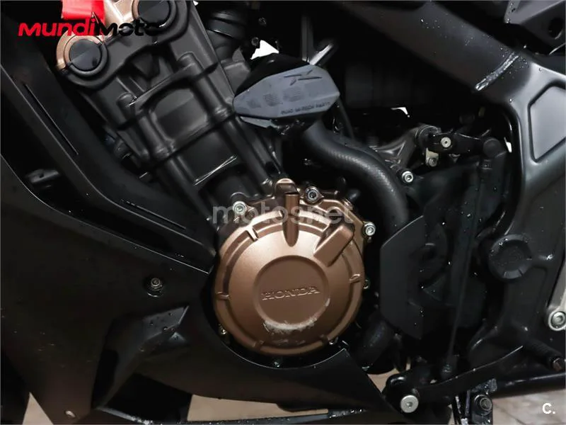 Honda CBR 500 R – Vista 14