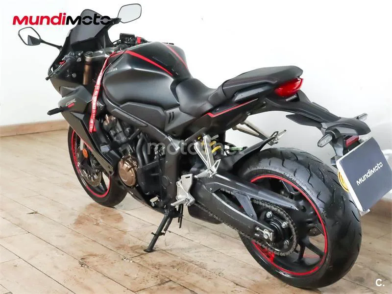 Honda CBR 500 R – Vista 8