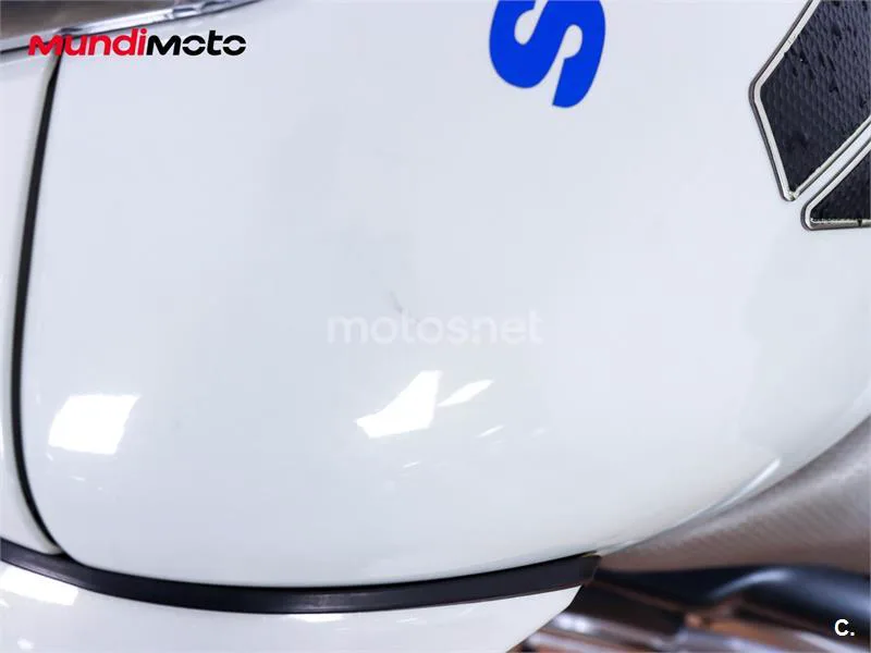Suzuki B-KING 1340 – Vista 26