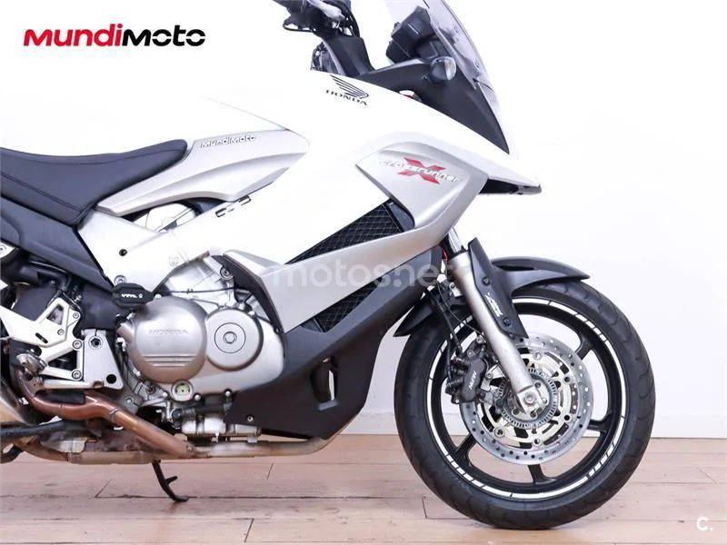 Honda VFR 800 X Crossrunner – Vista 22