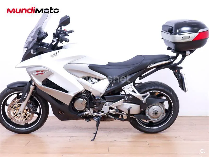 Honda VFR 800 X Crossrunner – Vista 6