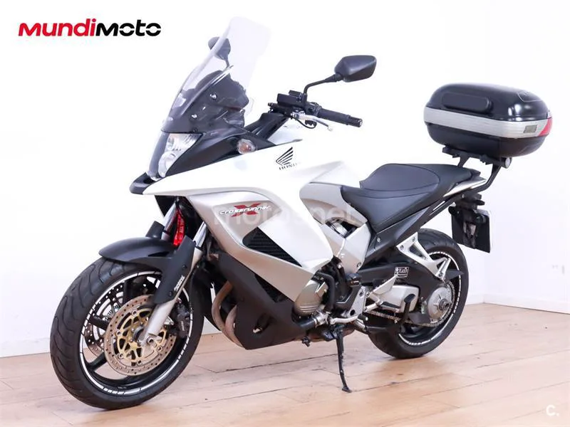 Honda VFR 800 X Crossrunner – Vista 7