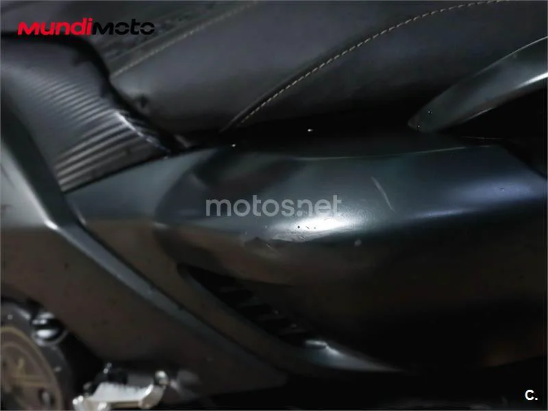 Yamaha TMAX 530 – Vista 18