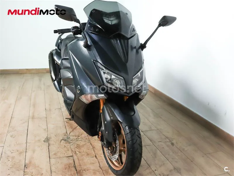Yamaha TMAX 530 – Vista 5