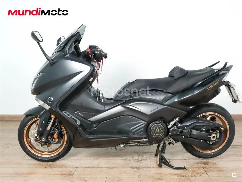 Yamaha TMAX 530 – Vista 6