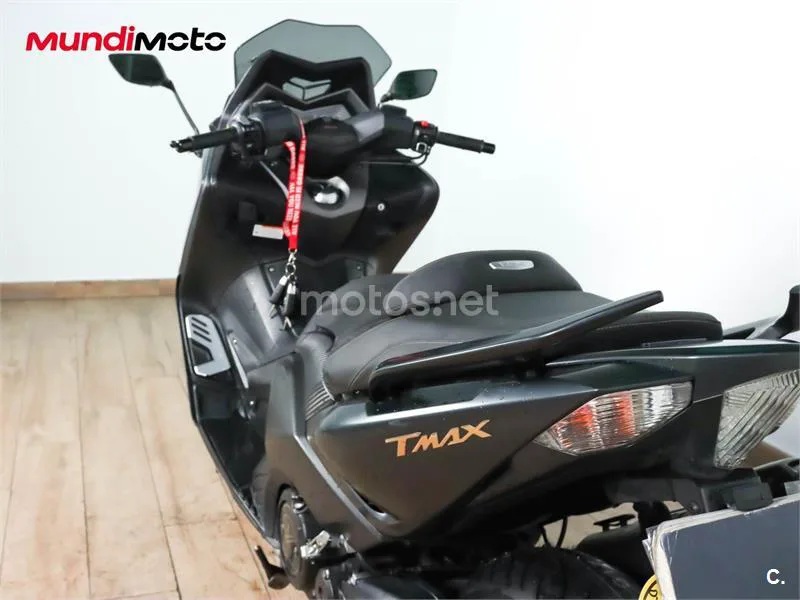 Yamaha TMAX 530 – Vista 9