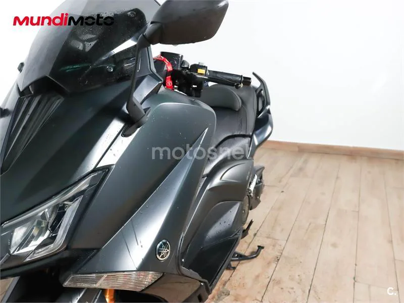 Yamaha TMAX 530 – Vista 10