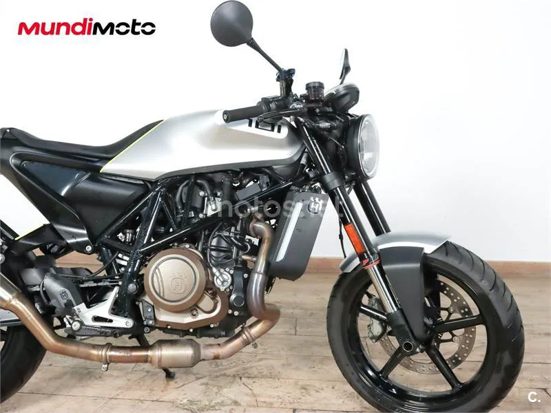 Husqvarna Svartpilen 701 – Vista 15