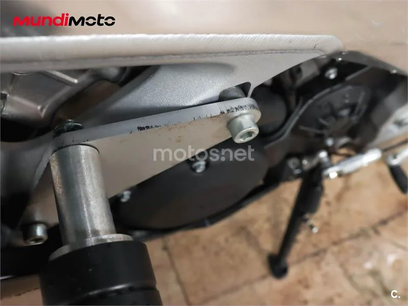 Aprilia RSV4 RR – Vista 13