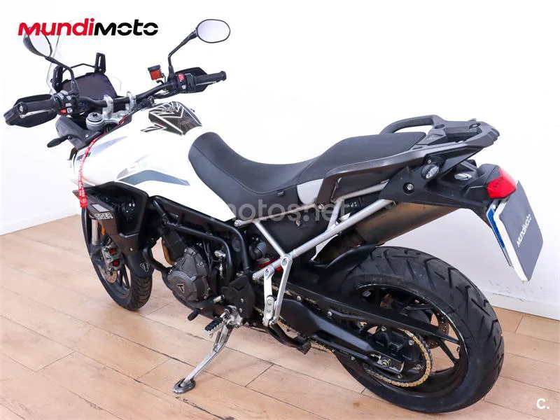 Triumph Tiger 900 – Vista 8