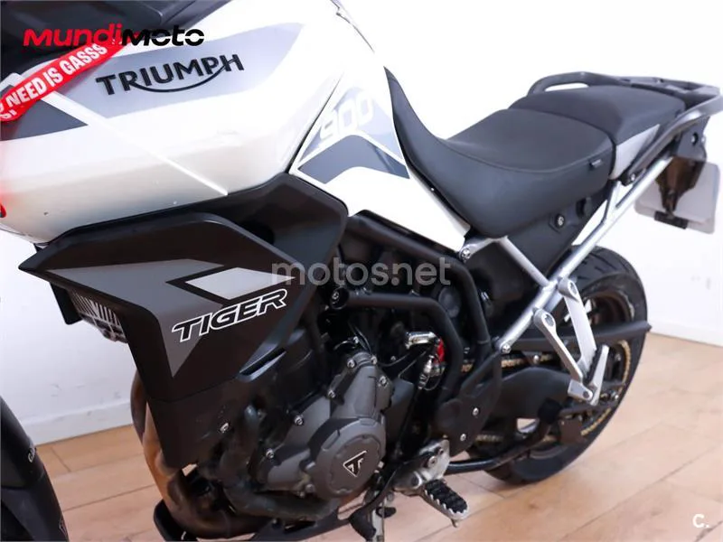 Triumph Tiger 900 – Vista 10