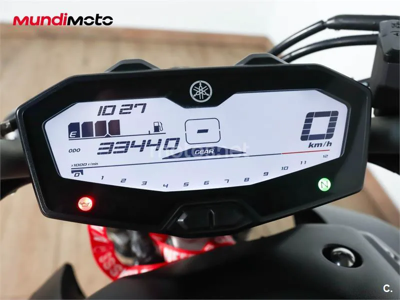 Yamaha MT-07 – Vista 12