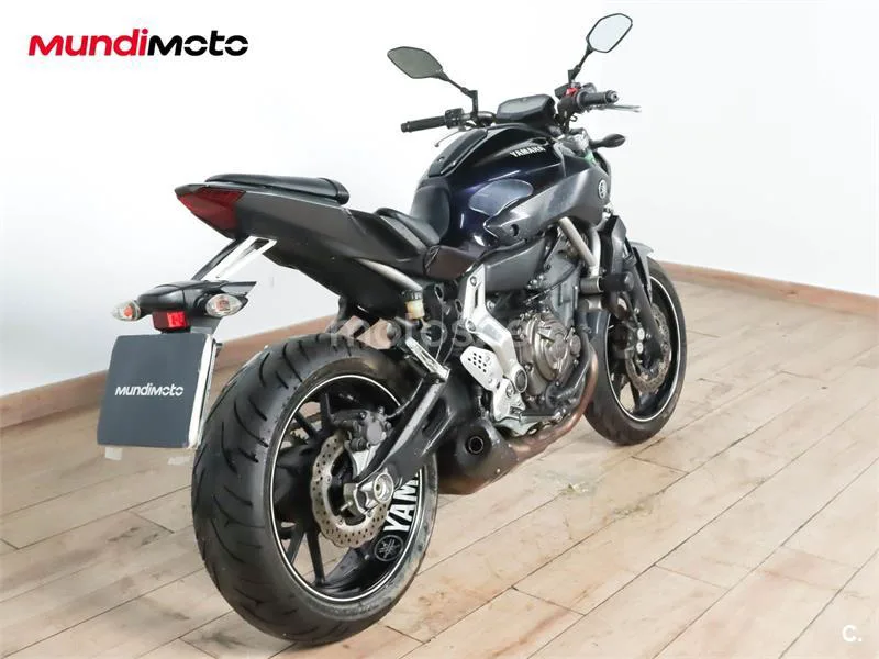 Yamaha MT-07 – Vista 3