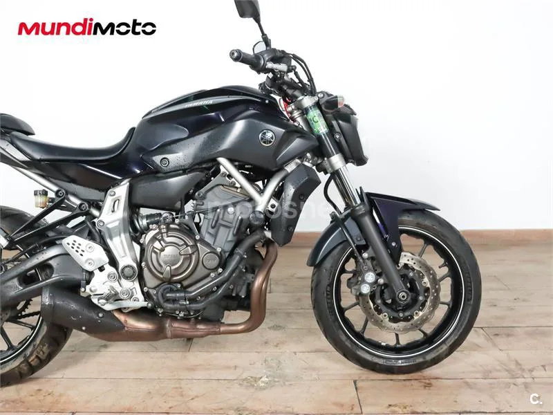 Yamaha MT-07 – Vista 26