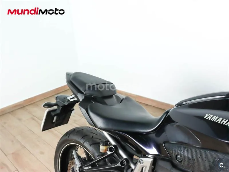 Yamaha MT-07 – Vista 27
