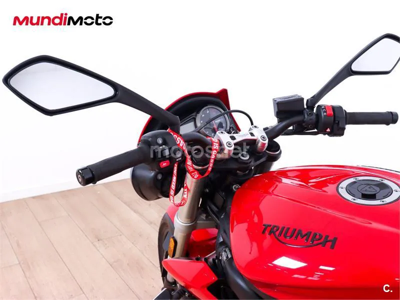 Triumph Street Triple – Vista 11