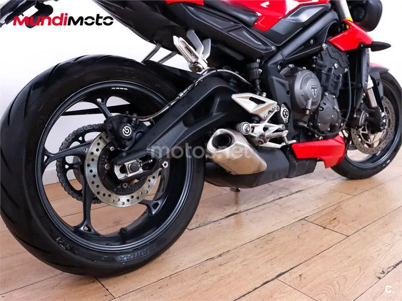 Triumph Street Triple – Vista 4