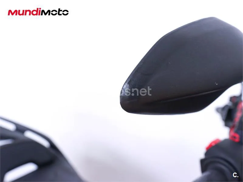Yamaha XMAX 300 – Vista 16
