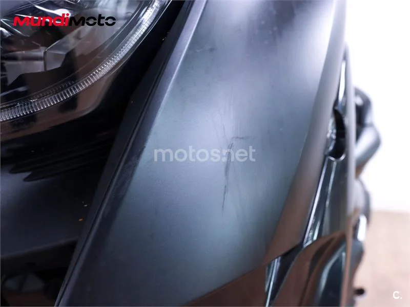Yamaha XMAX 300 – Vista 22