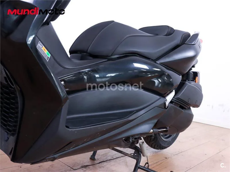 Yamaha XMAX 300 – Vista 10