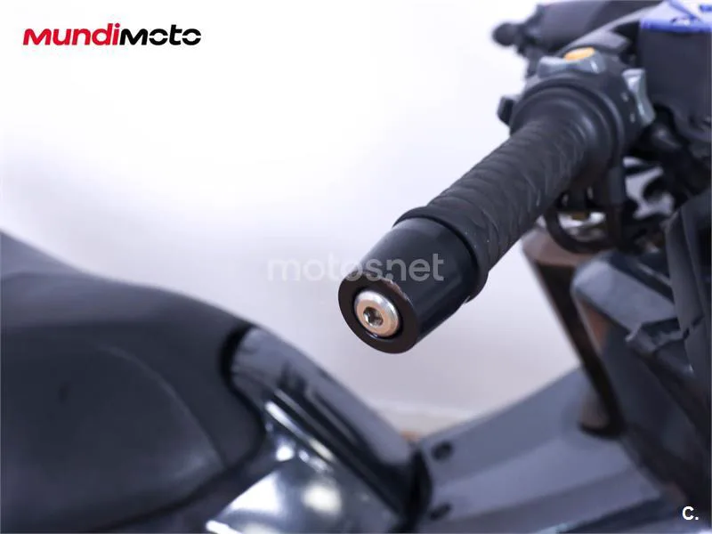 Kymco AK 550 – Vista 39