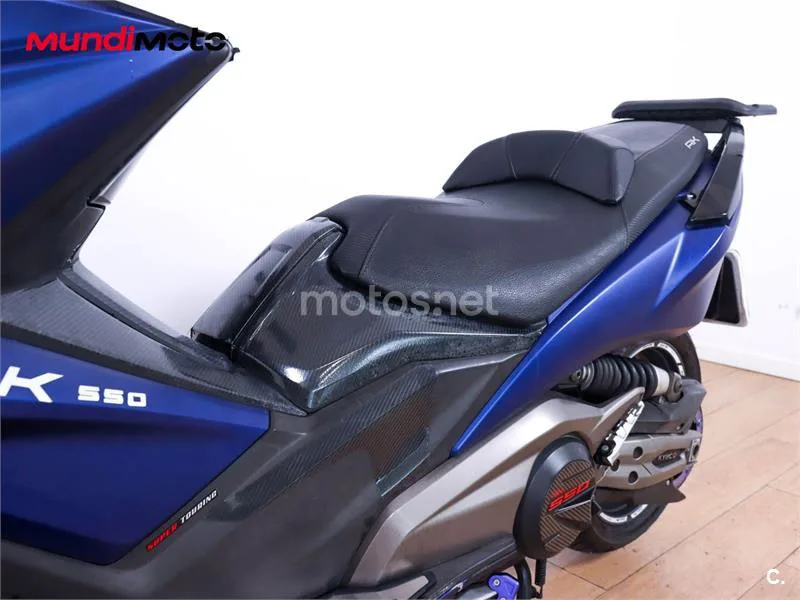 Kymco AK 550 – Vista 10