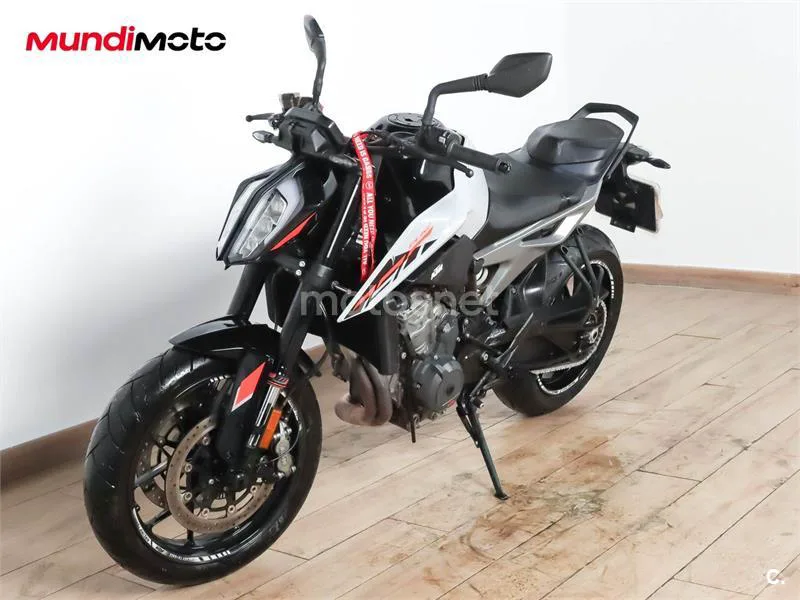 KTM 790 – Vista 7