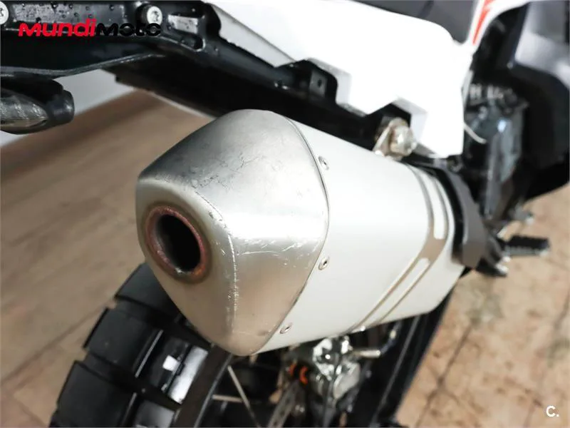 KTM 790 – Vista 19