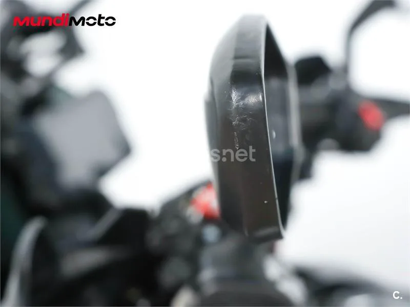 KTM 790 – Vista 21