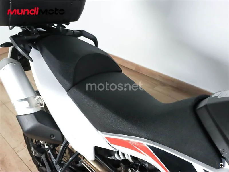 KTM 790 – Vista 24