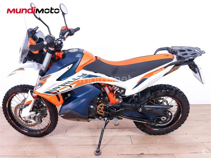KTM 890 – Vista 6