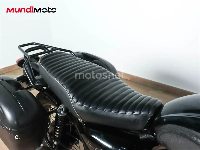 Kawasaki W800 – Vista 23