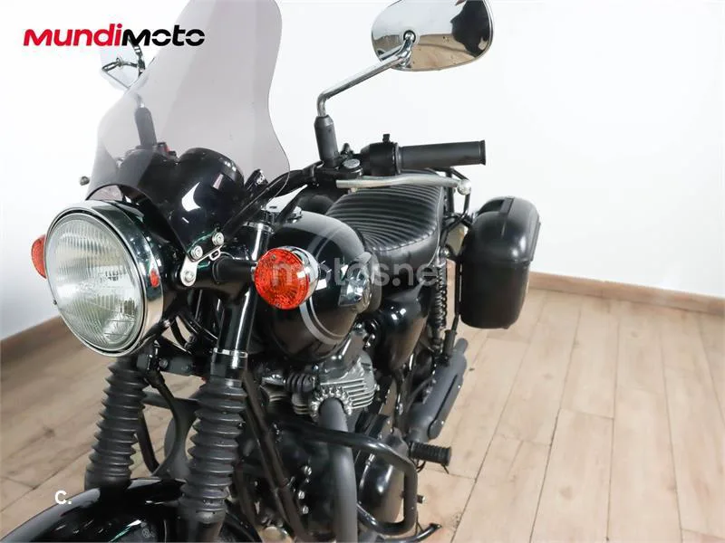 Kawasaki W800 – Vista 10