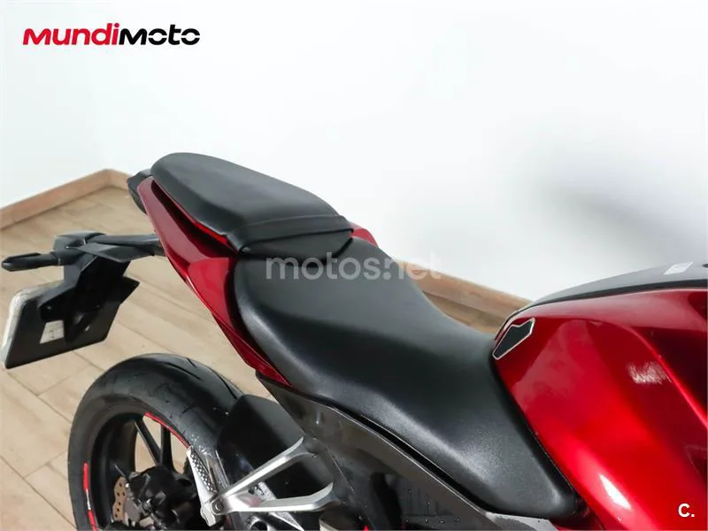 Honda CB 125 R – Vista 19