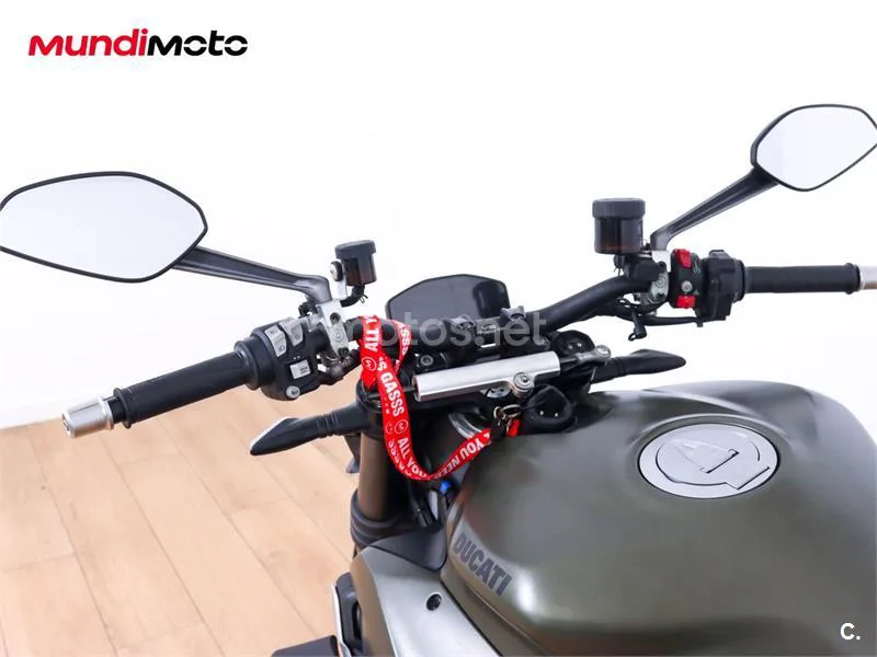 Ducati Streetfighter V2 – Vista 11
