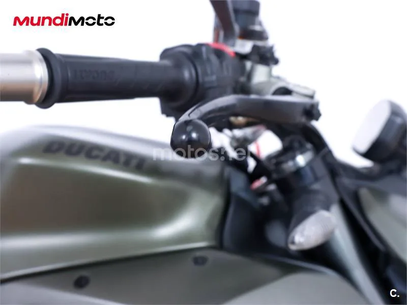 Ducati Streetfighter V2 – Vista 13