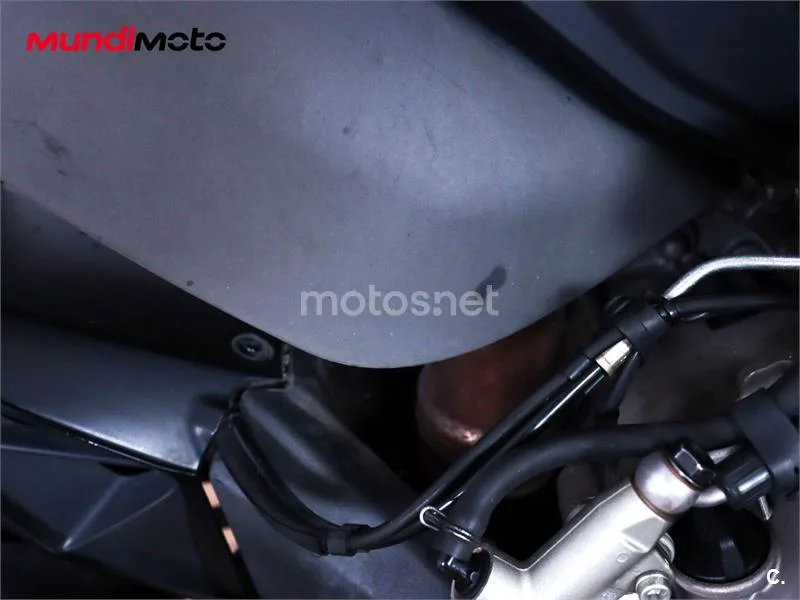 Ducati Streetfighter V2 – Vista 18