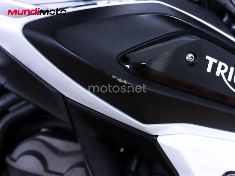 Triumph Tiger 1200 – Vista 13