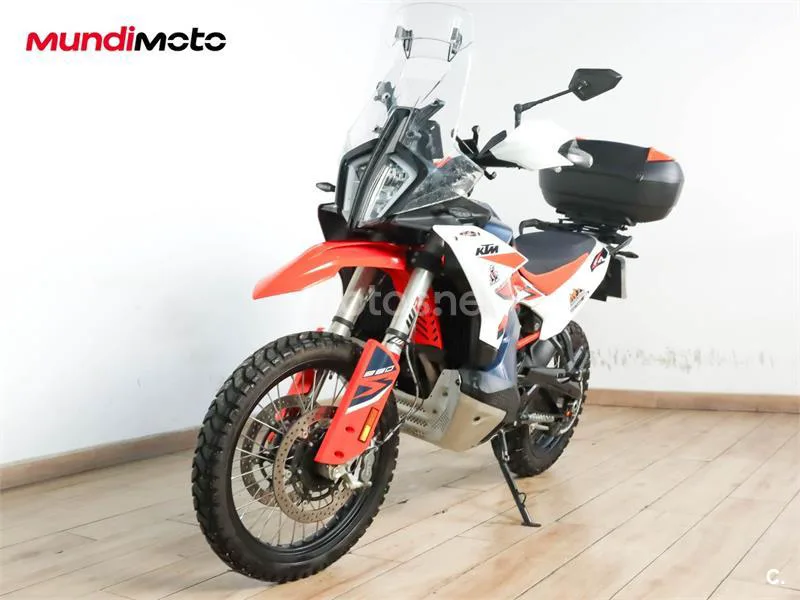 KTM 890 – Vista 7