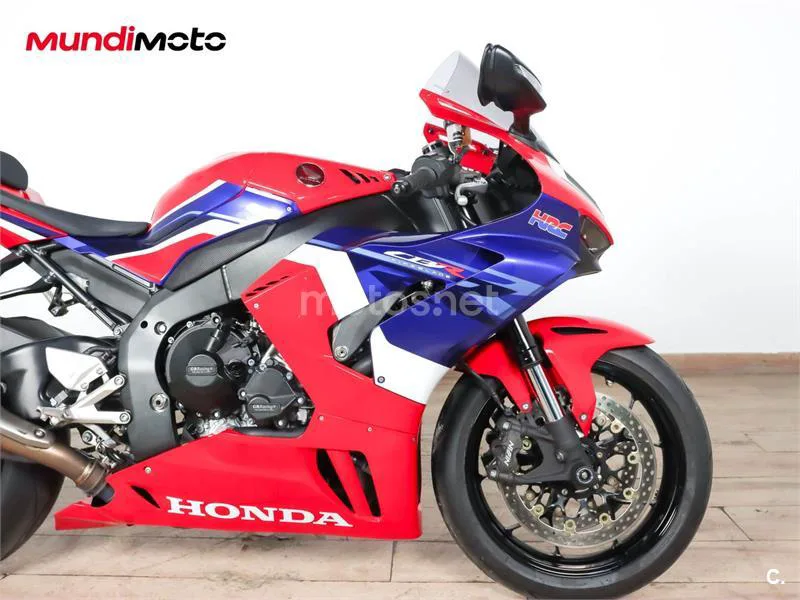 Honda CBR 1000 RR-R Fireblade – Vista 15