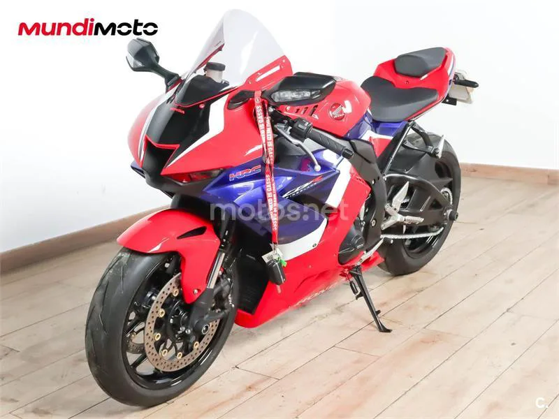 Honda CBR 1000 RR-R Fireblade – Vista 7