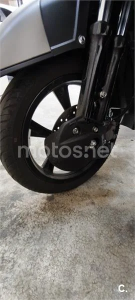 Yamaha Tricity 125 – Vista 9