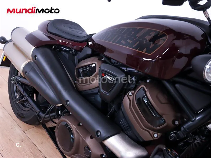 Harley-Davidson Sportster S – Vista 15