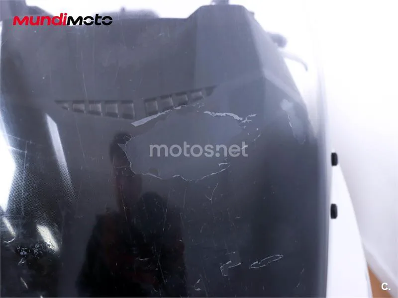 Kymco Grand Dink 125 – Vista 15