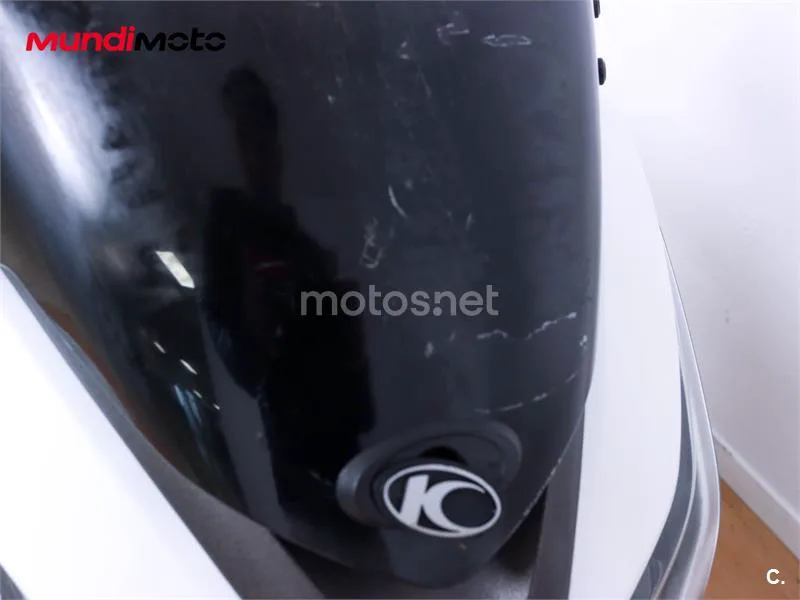 Kymco Grand Dink 125 – Vista 16