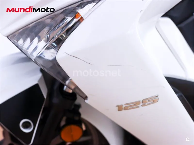 Kymco Grand Dink 125 – Vista 19