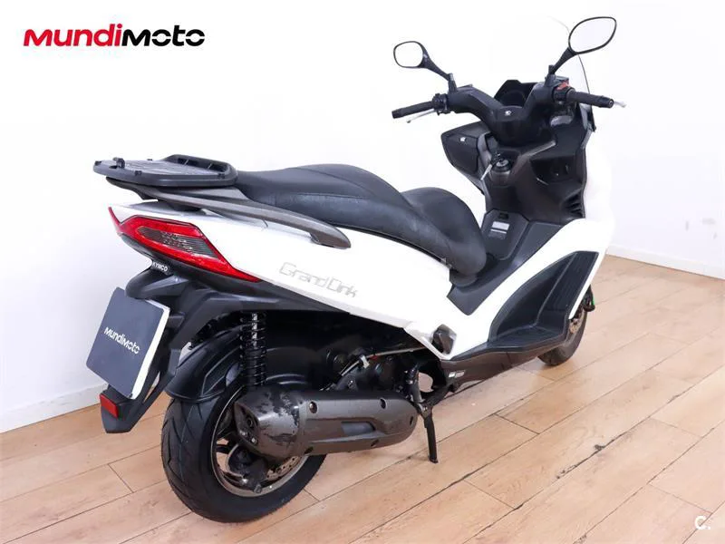 Kymco Grand Dink 125 – Vista 3