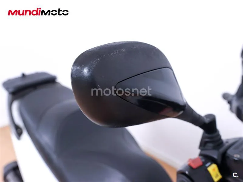 Kymco Grand Dink 125 – Vista 27